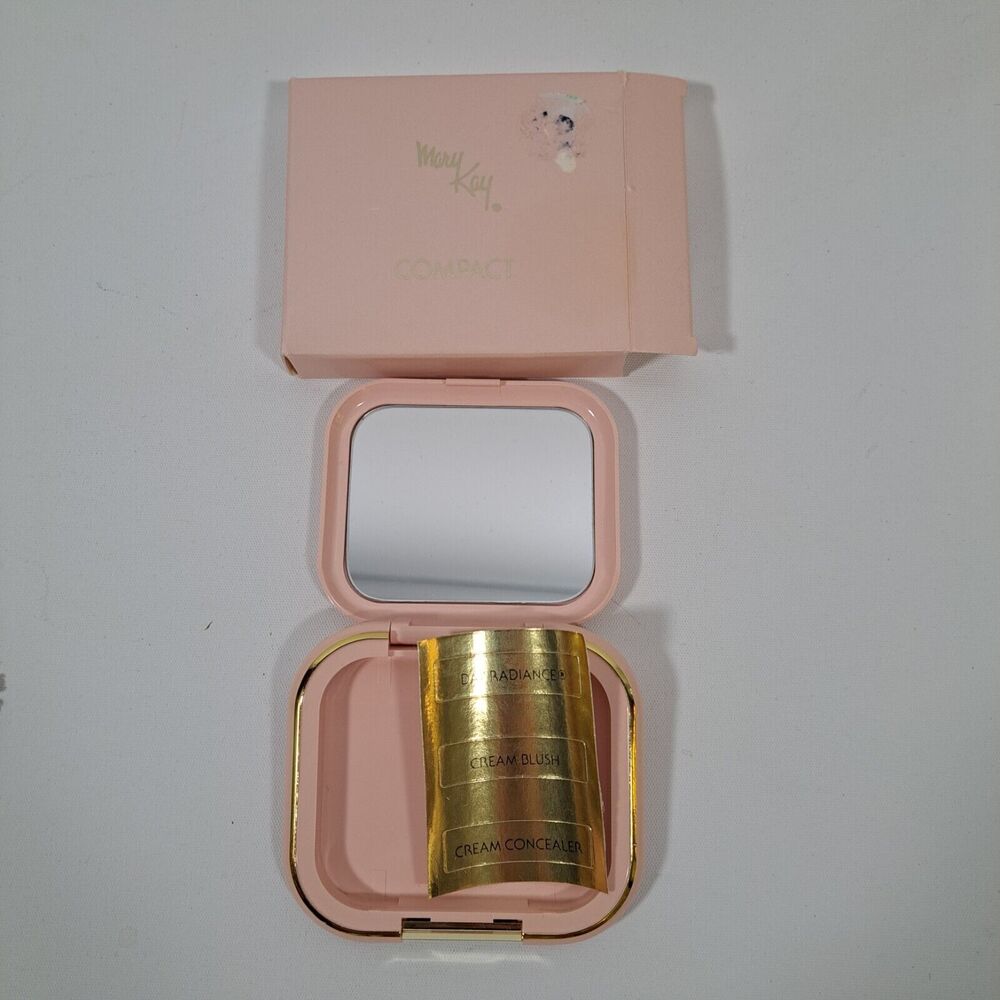 MARY KAY Glamour Compact VTG NEW Pink Mirror Day Radiance Cream Blush Concealer